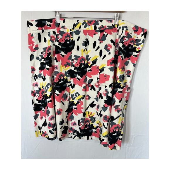 Lane Bryant Floral Print Flare Skirt Womens Size 28 Side Zip Office Event - Picture 2 of 7